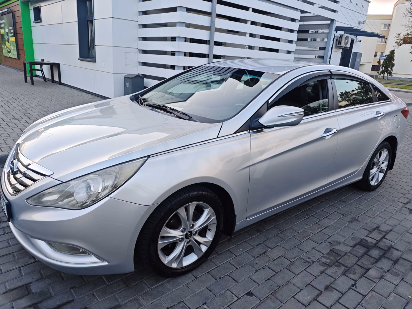 Hyundai Sonata фото 5