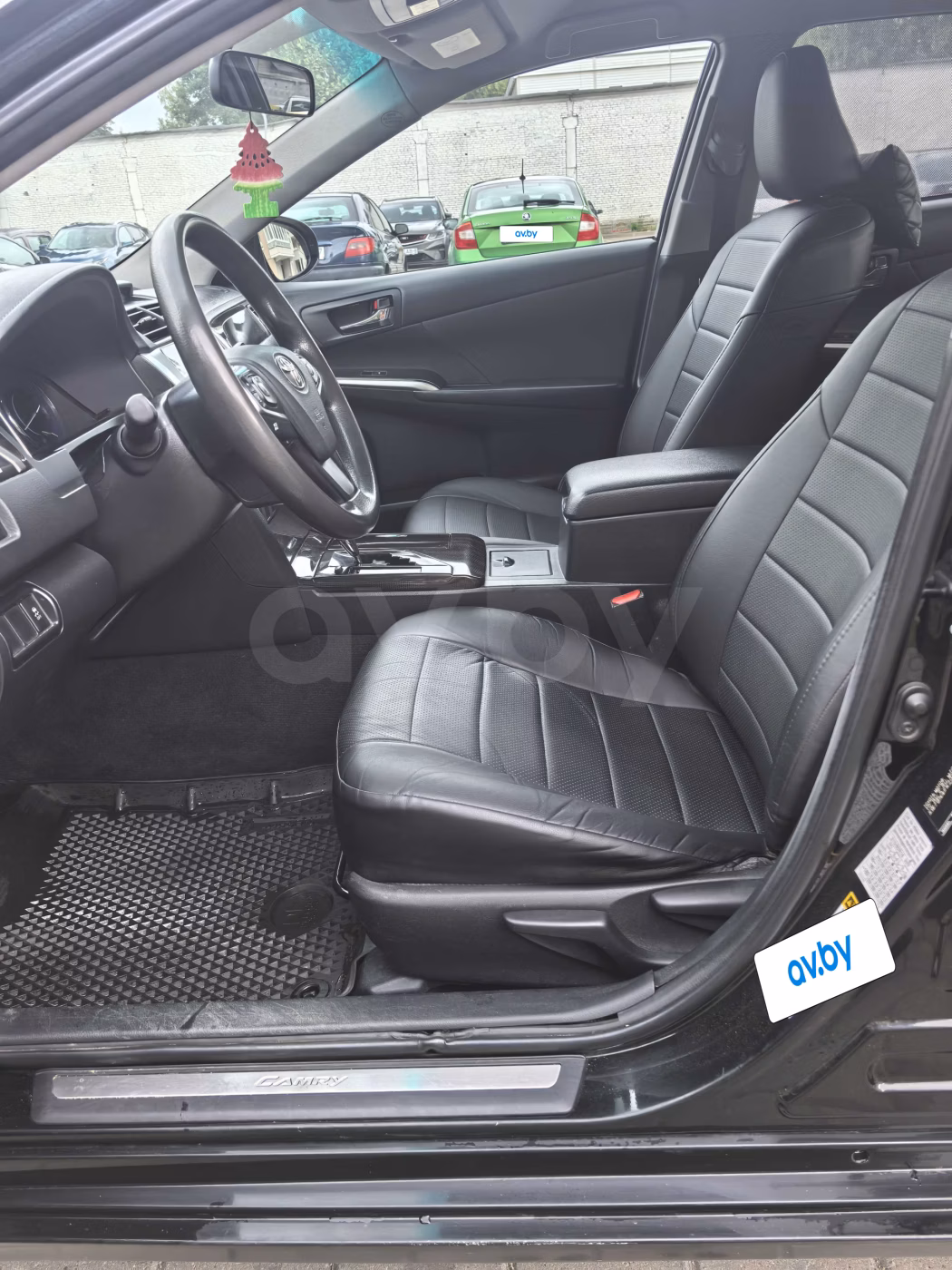 Toyota Camry фото 10