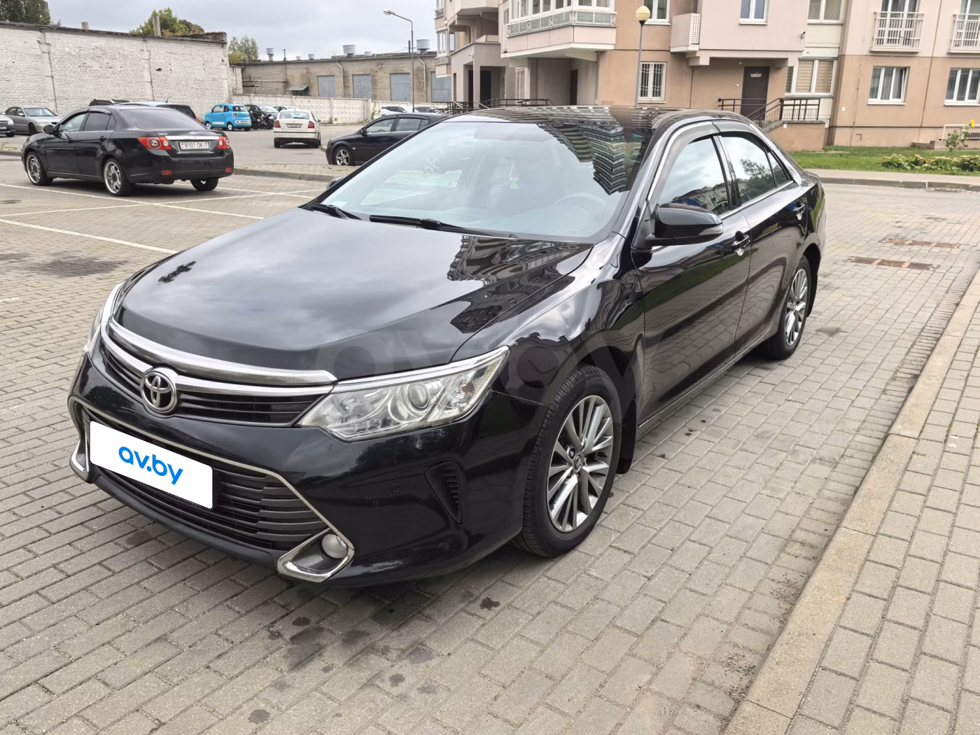 Toyota Camry фото 3