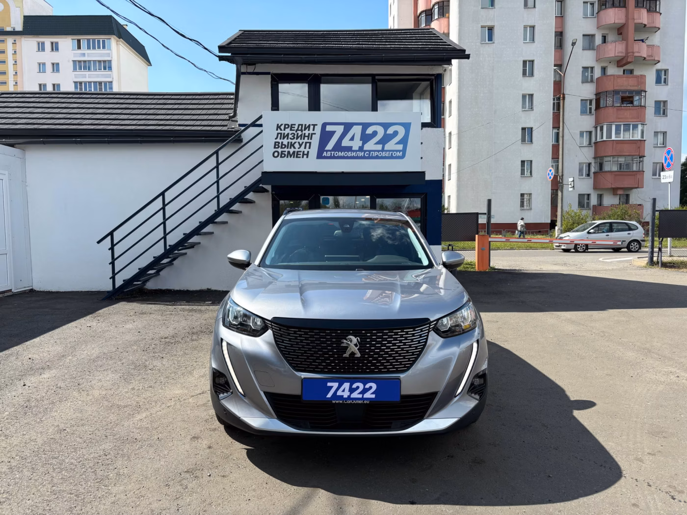 Peugeot 2008 фото 2