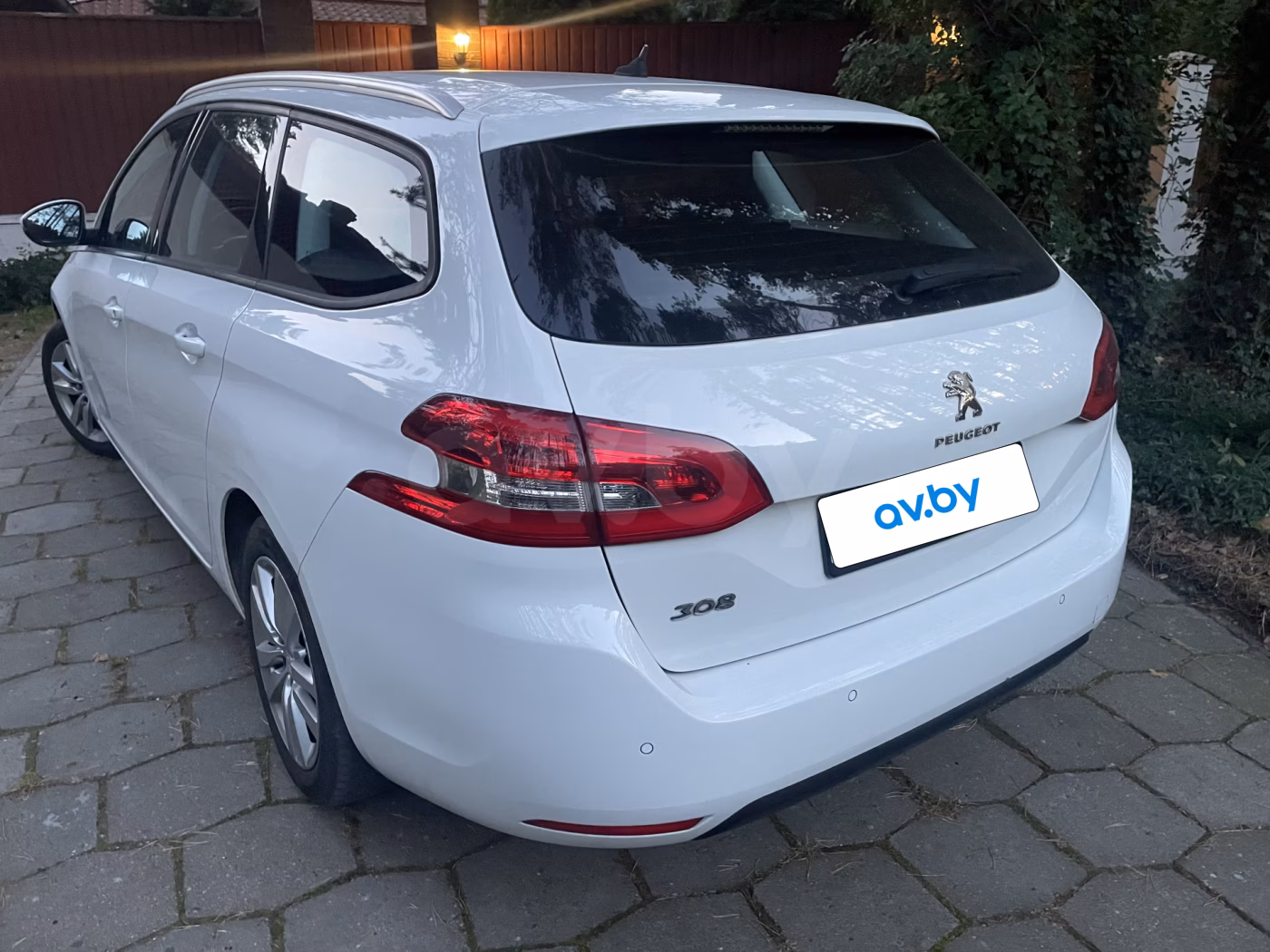 Peugeot 308 фото 2