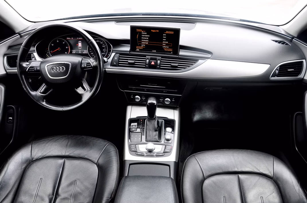 Audi A6 фото 9