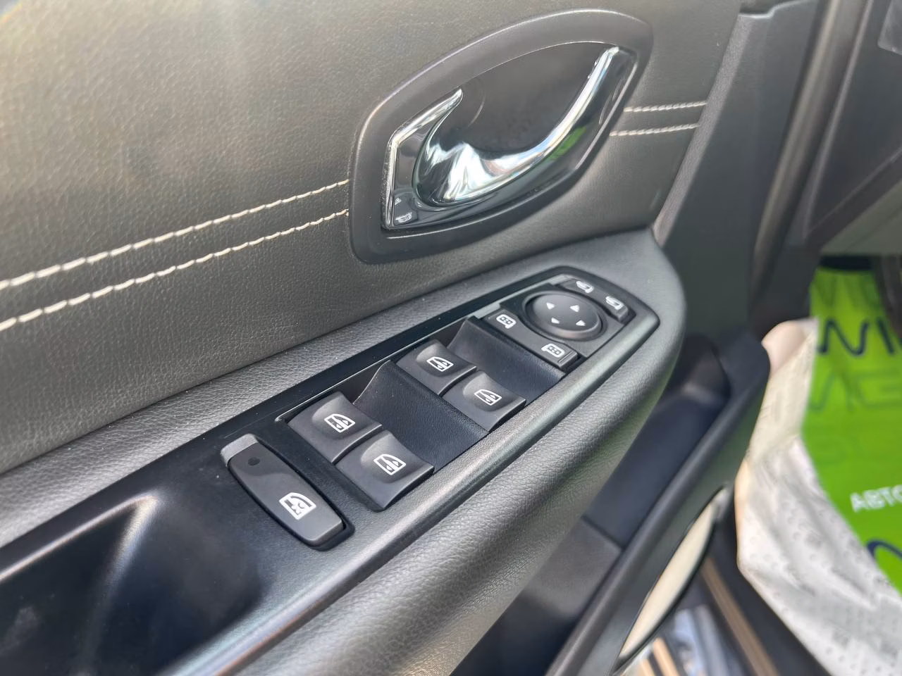 Renault Grand Scenic фото 9