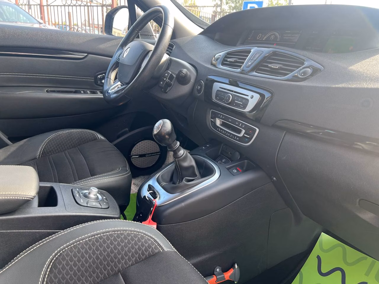 Renault Grand Scenic фото 16