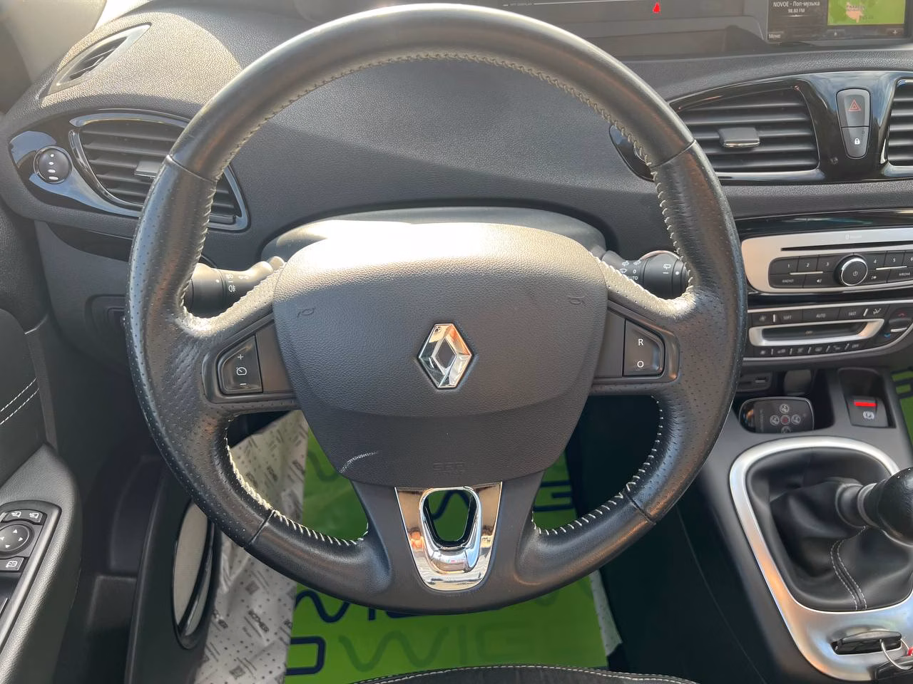 Renault Grand Scenic фото 19