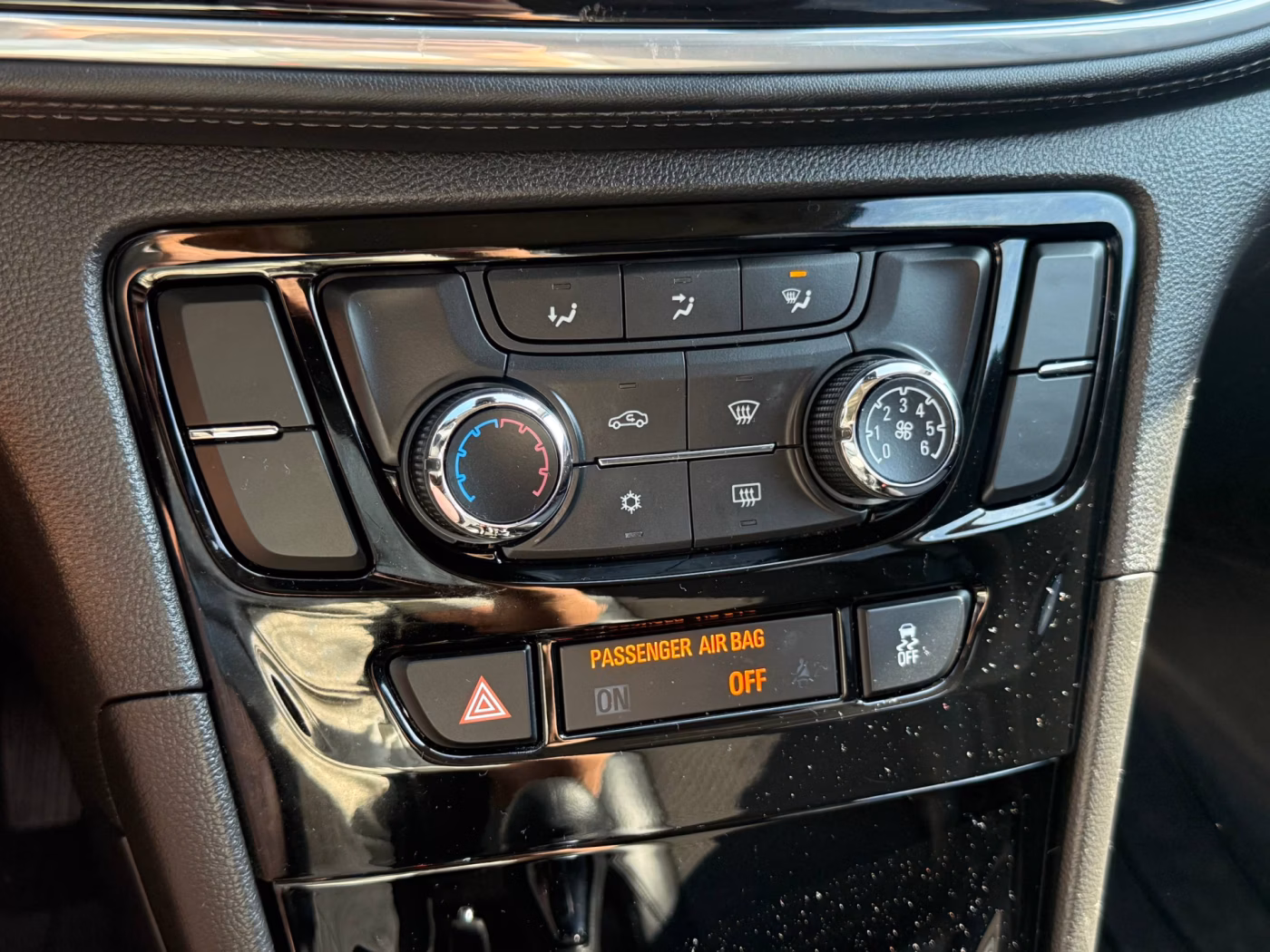 Buick Encore фото 16