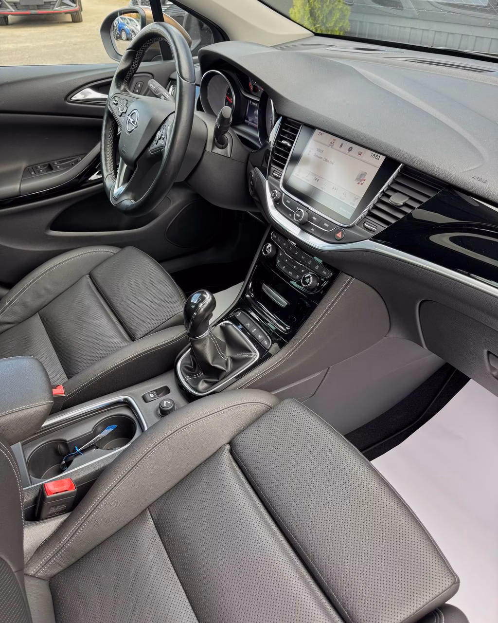 Opel Astra фото 11