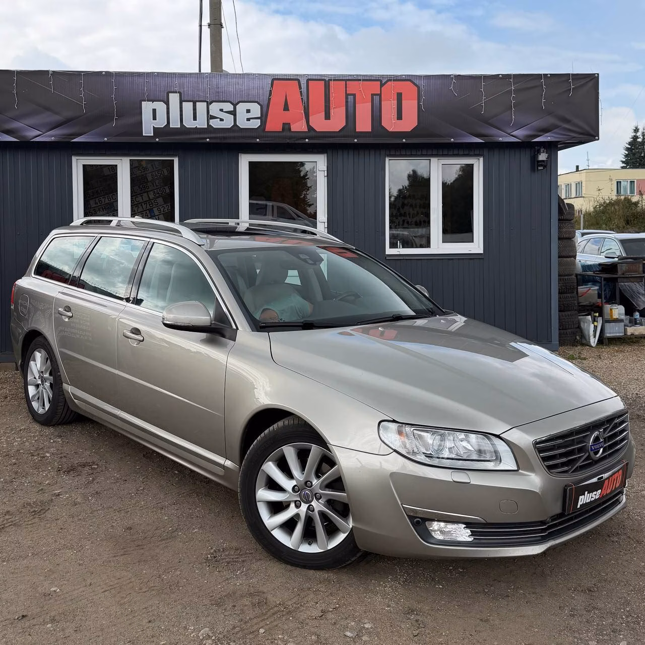 Volvo V70 фото 2