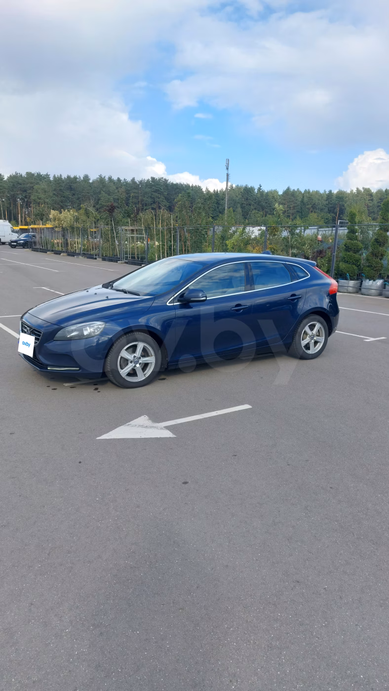 Volvo V40