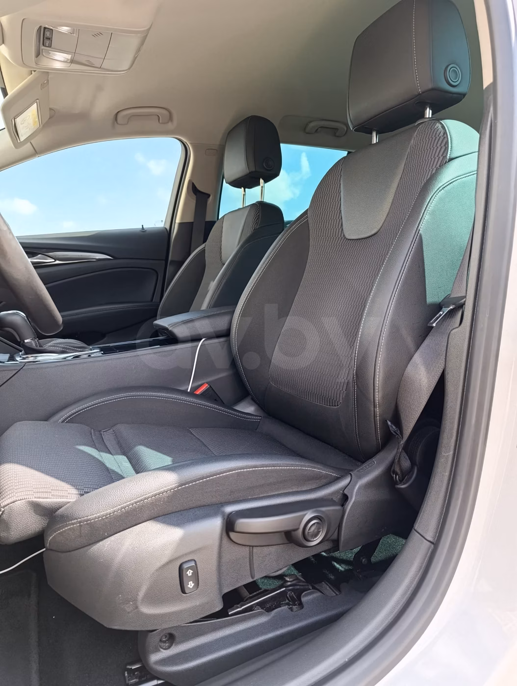 Opel Insignia фото 16