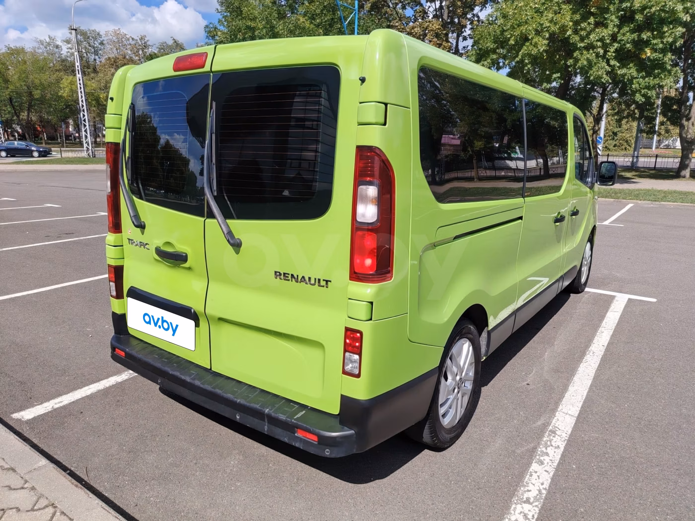 Renault Trafic фото 7