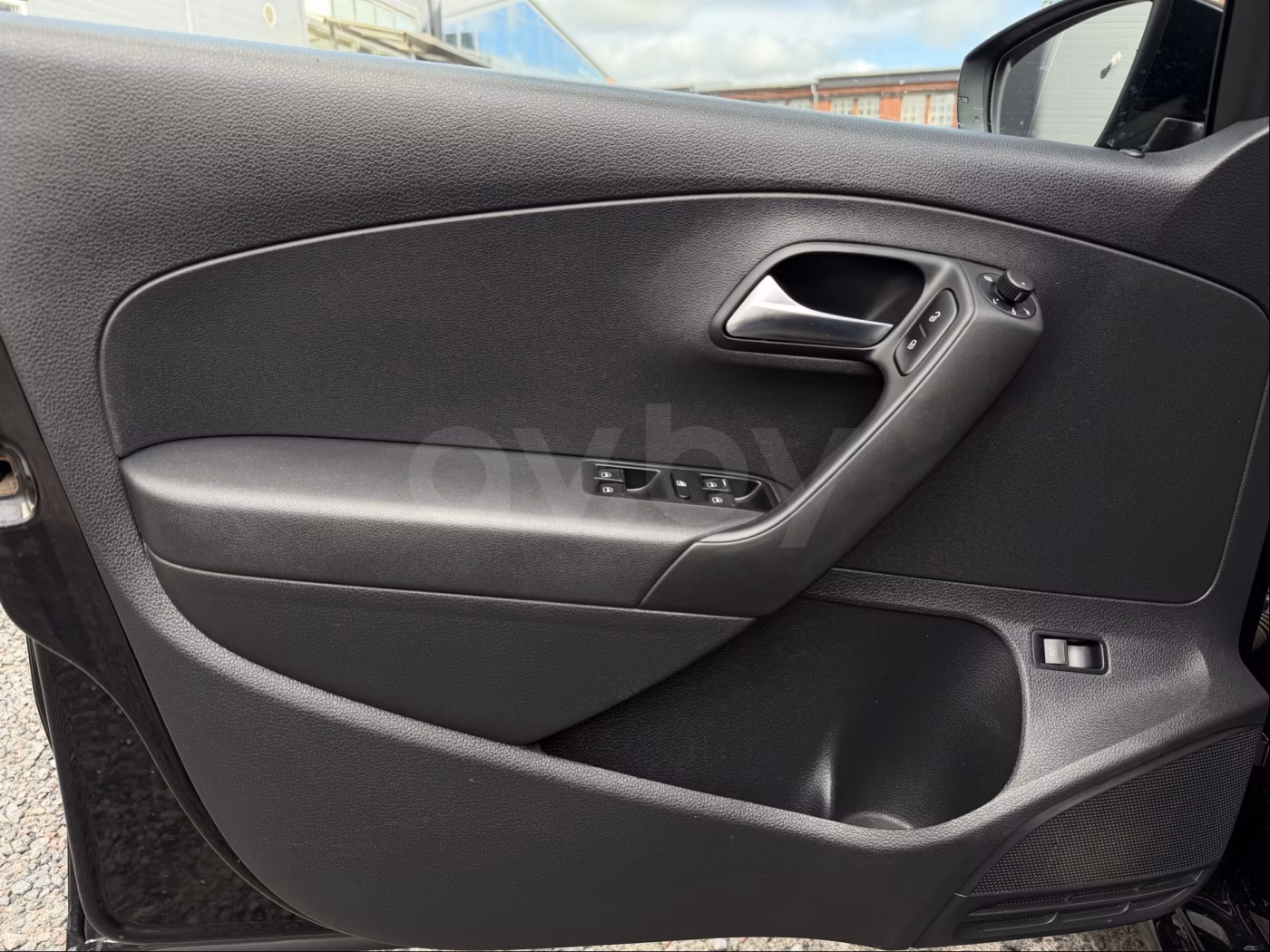 Volkswagen Polo Sedan фото 14