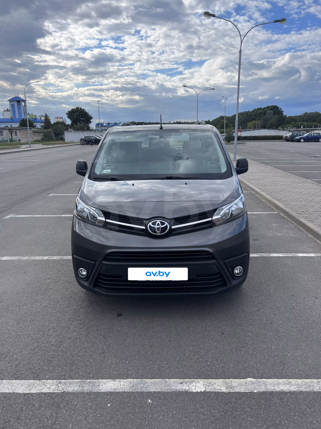 Toyota ProAce Verso фото 2