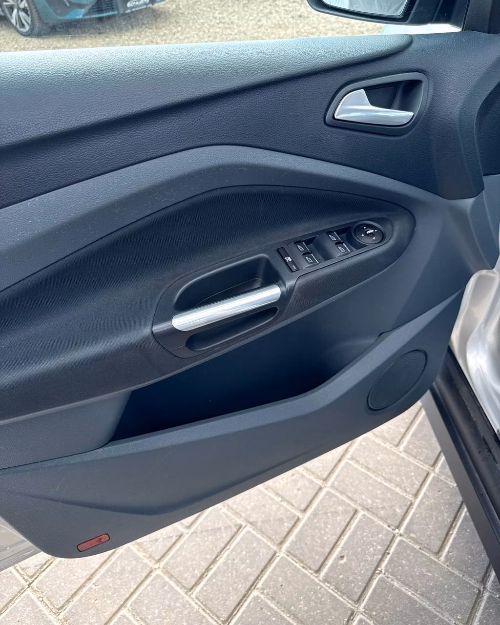 Ford C-MAX фото 8