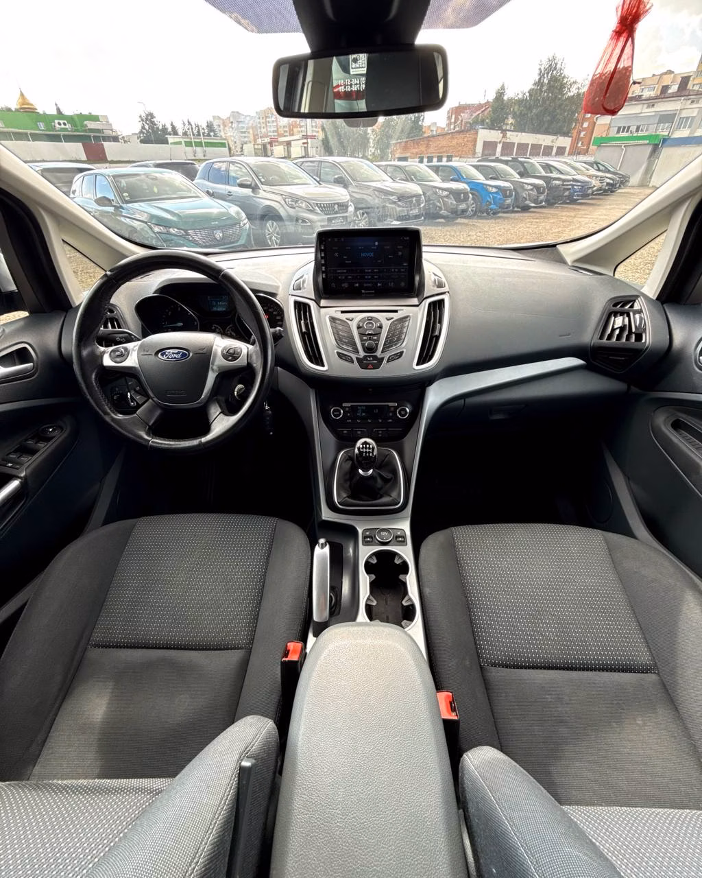 Ford C-MAX фото 9