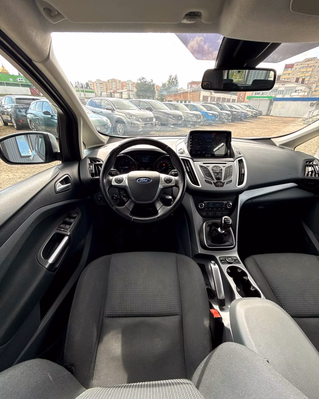 Ford C-MAX фото 10