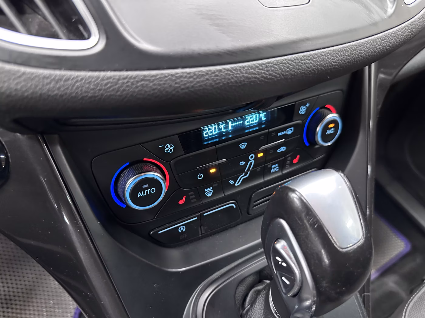Ford C-MAX фото 15