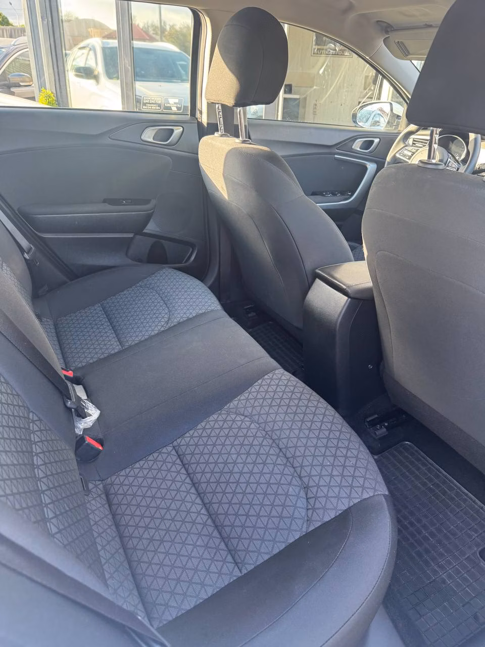 Kia Cee'd фото 13
