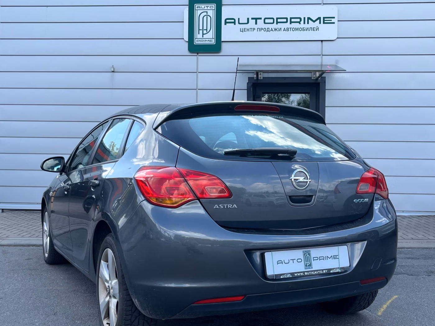 Opel Astra фото 6
