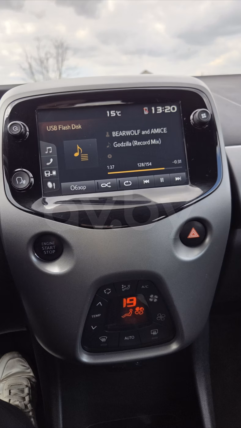 Toyota Aygo фото 6