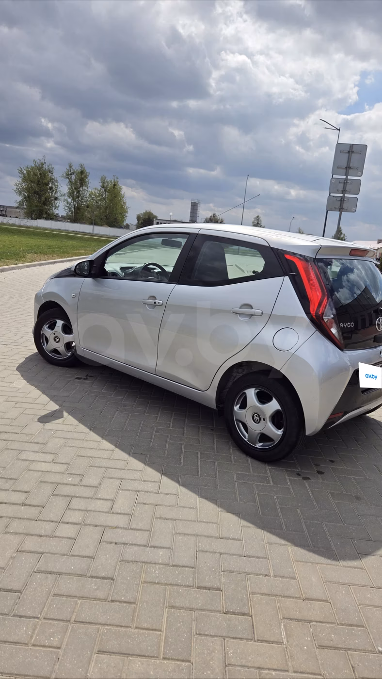 Toyota Aygo фото 2