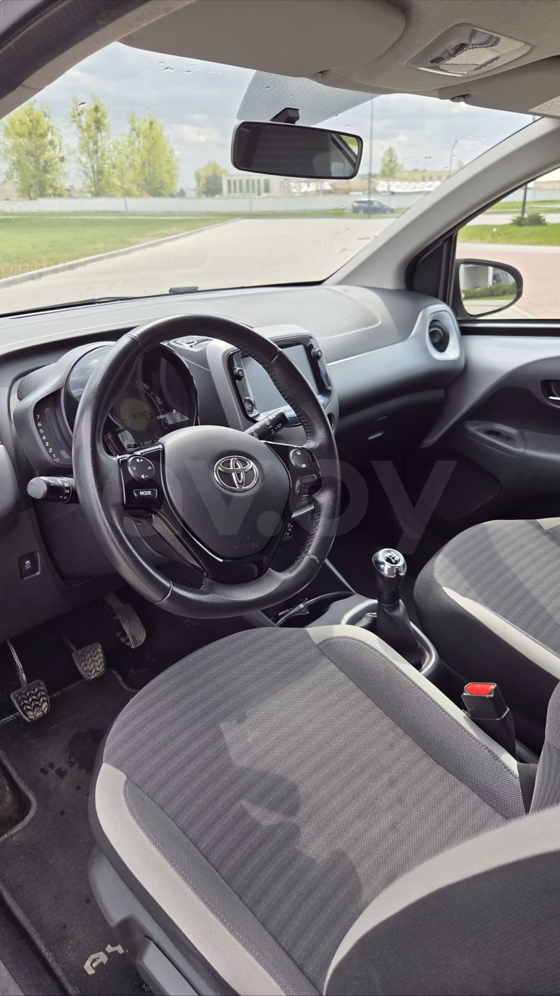 Toyota Aygo фото 8