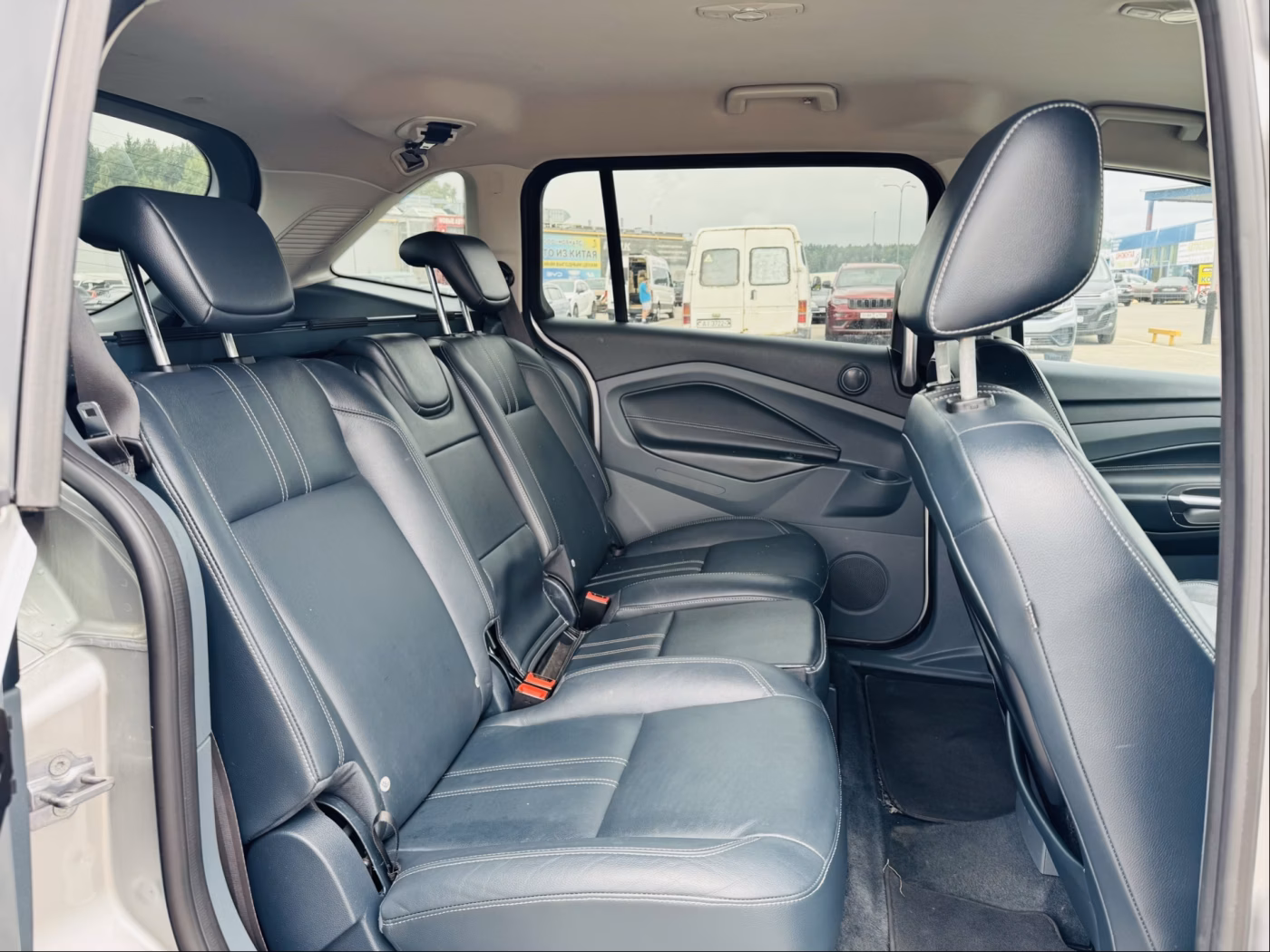 Ford Grand C-Max фото 7