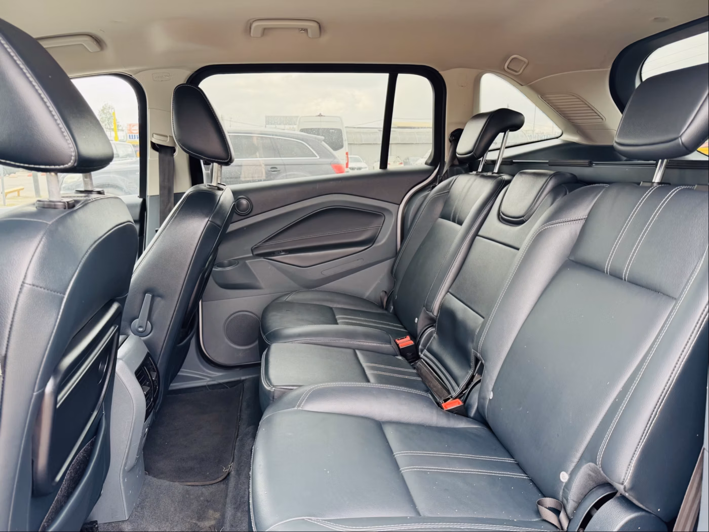 Ford Grand C-Max фото 6