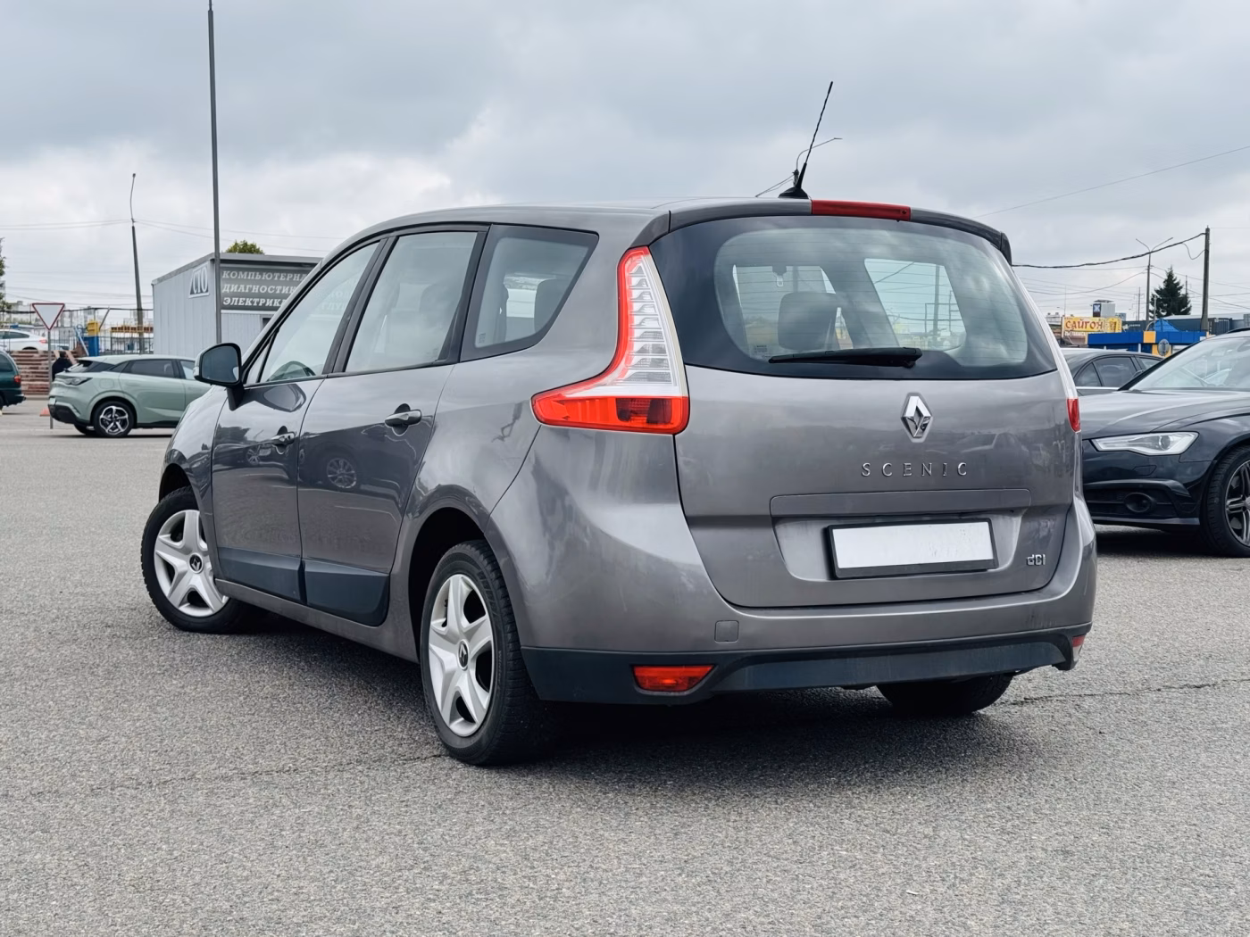 Renault Grand Scenic фото 4