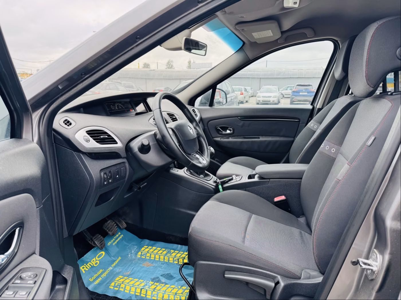 Renault Grand Scenic фото 5