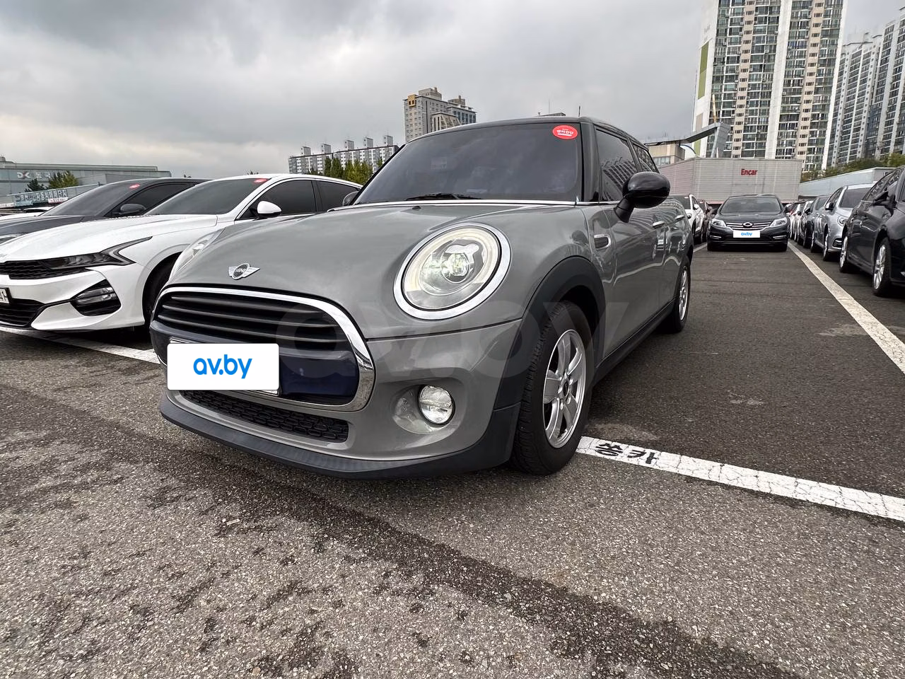 MINI Hatch фото 2