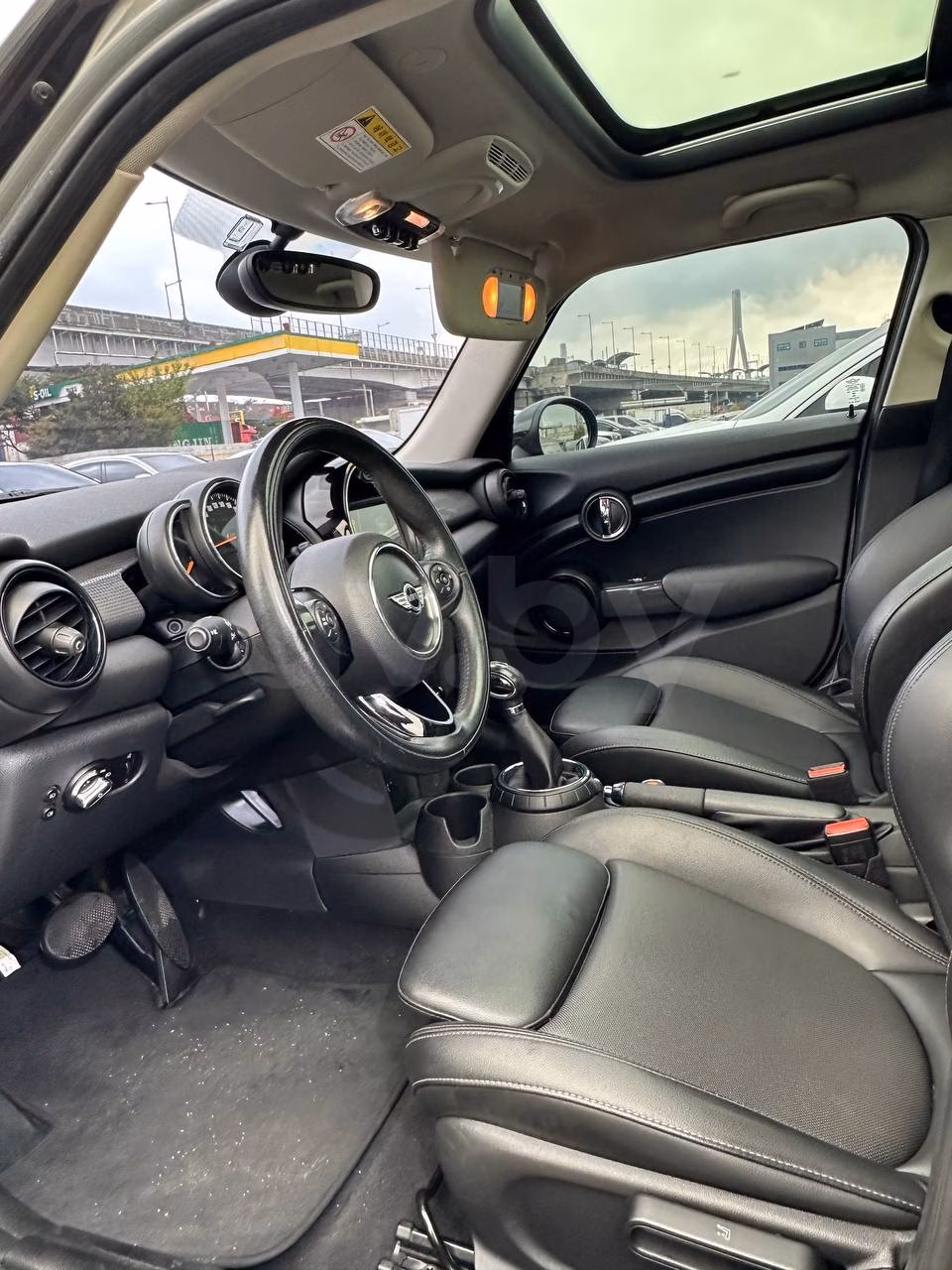 MINI Hatch фото 3