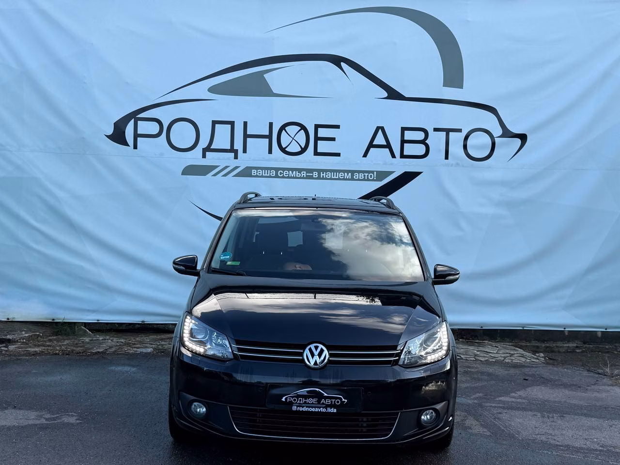 Volkswagen Touran фото 2