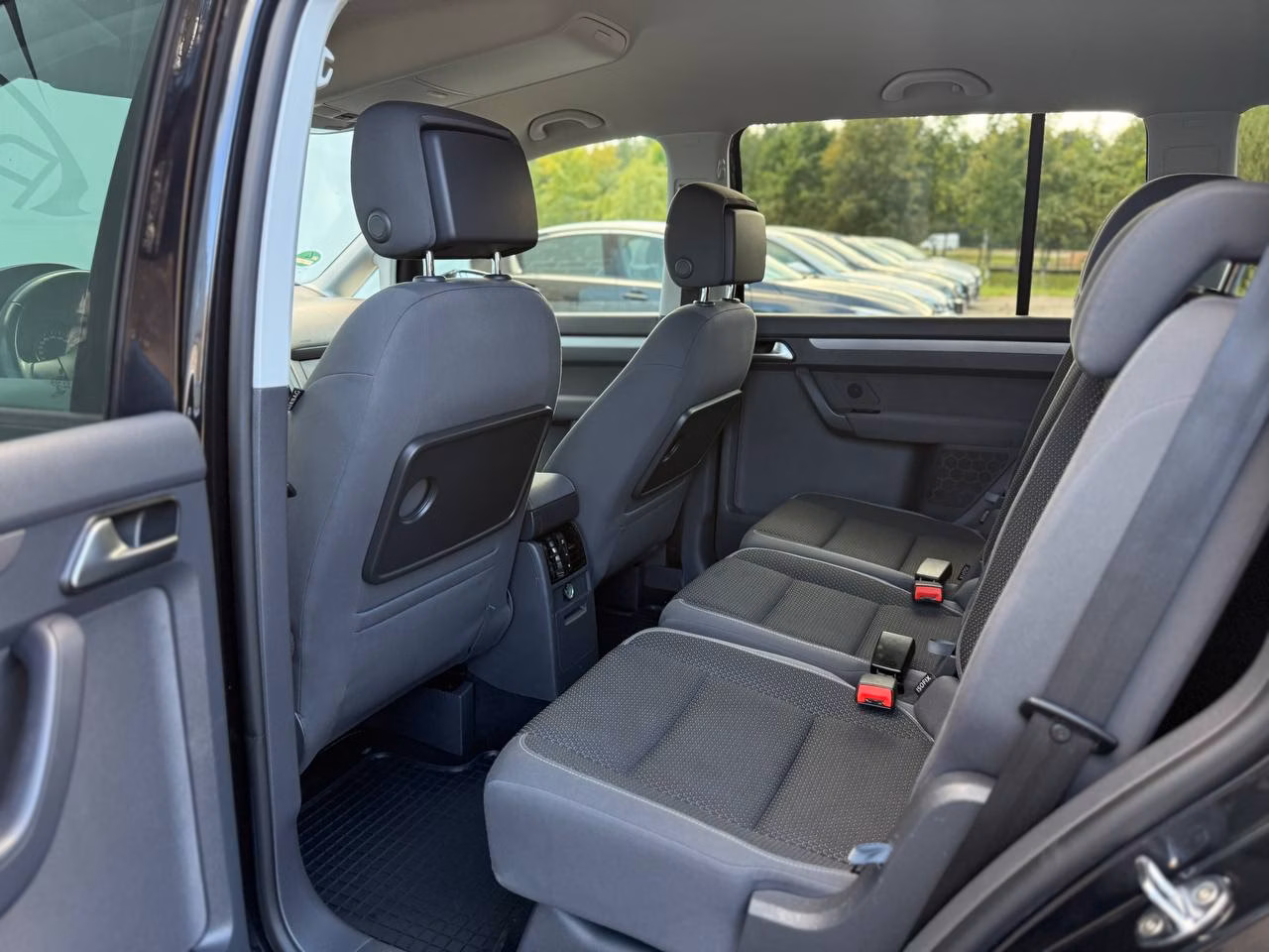 Volkswagen Touran фото 15