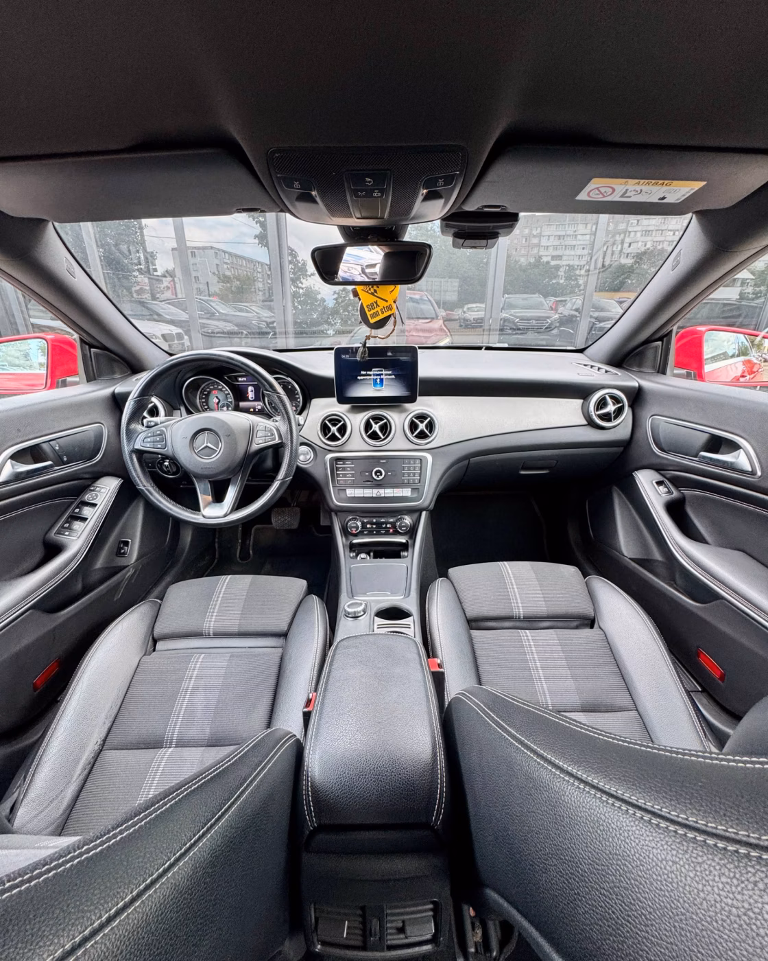 Mercedes-Benz CLA фото 9
