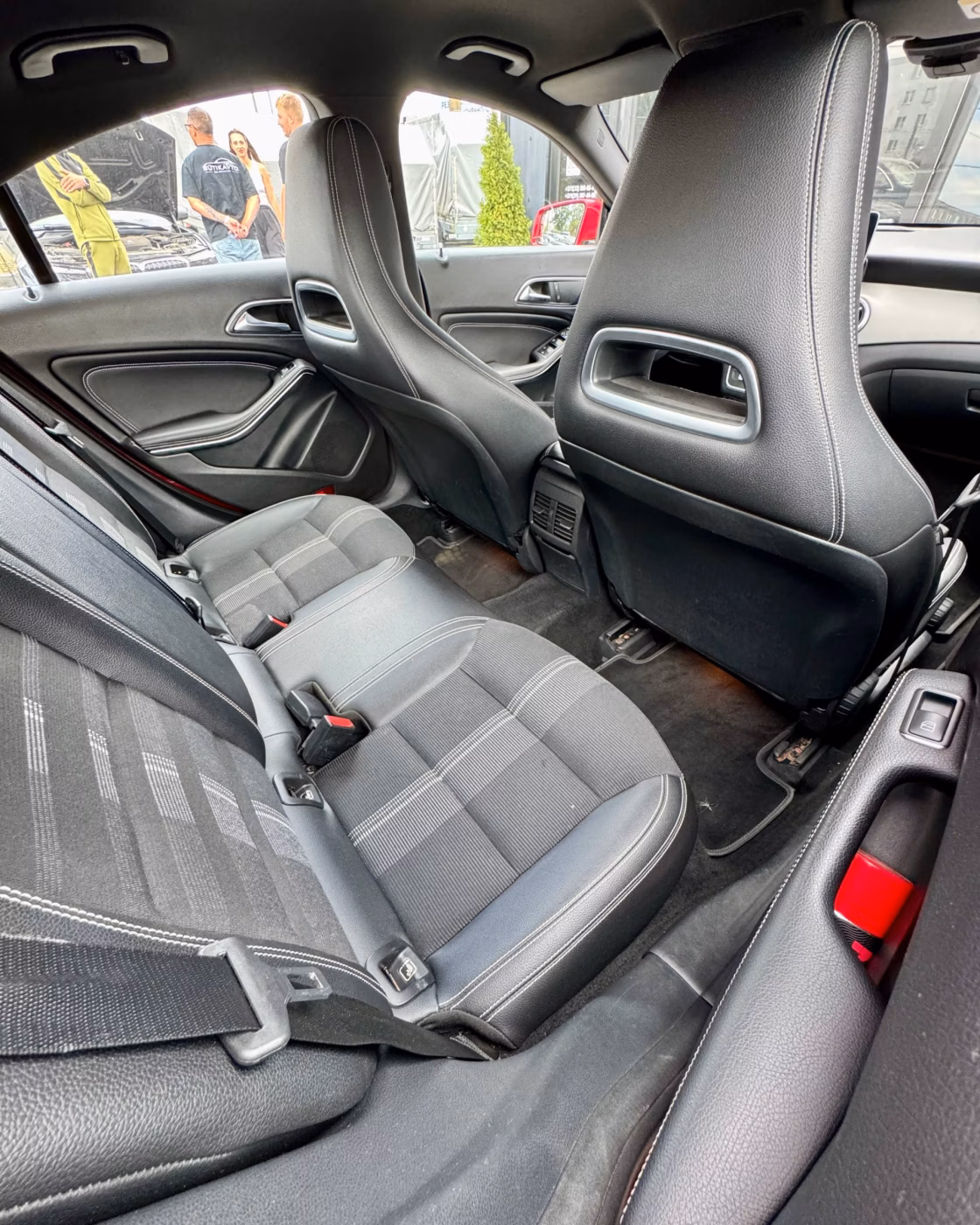 Mercedes-Benz CLA фото 13