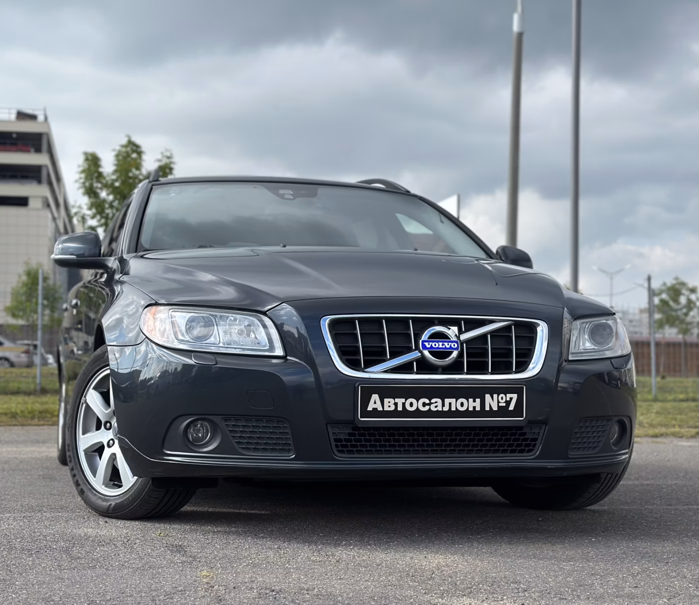 Volvo V70 фото 3