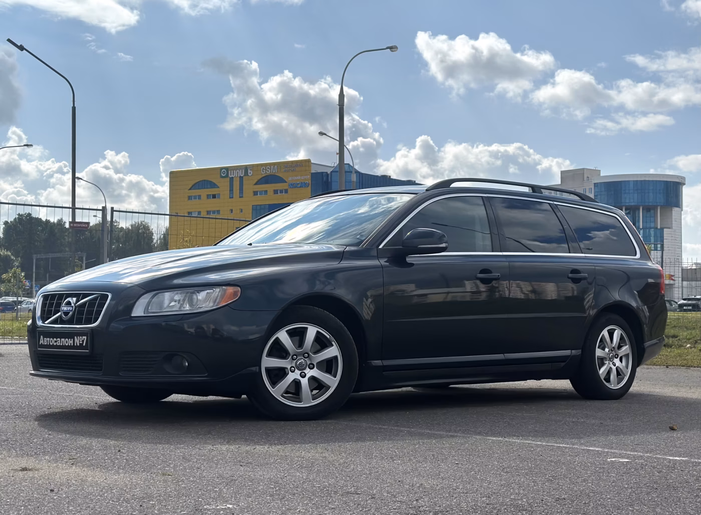 Volvo V70 фото 2