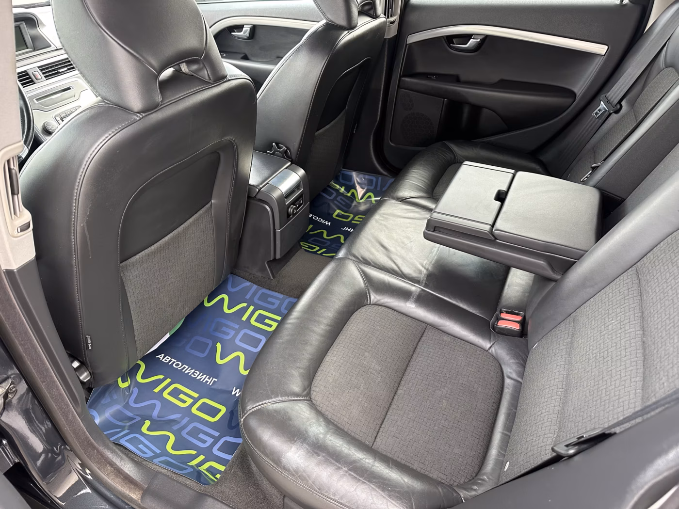 Volvo V70 фото 9
