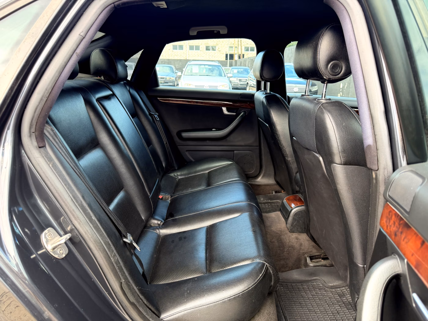 Audi A4 фото 13