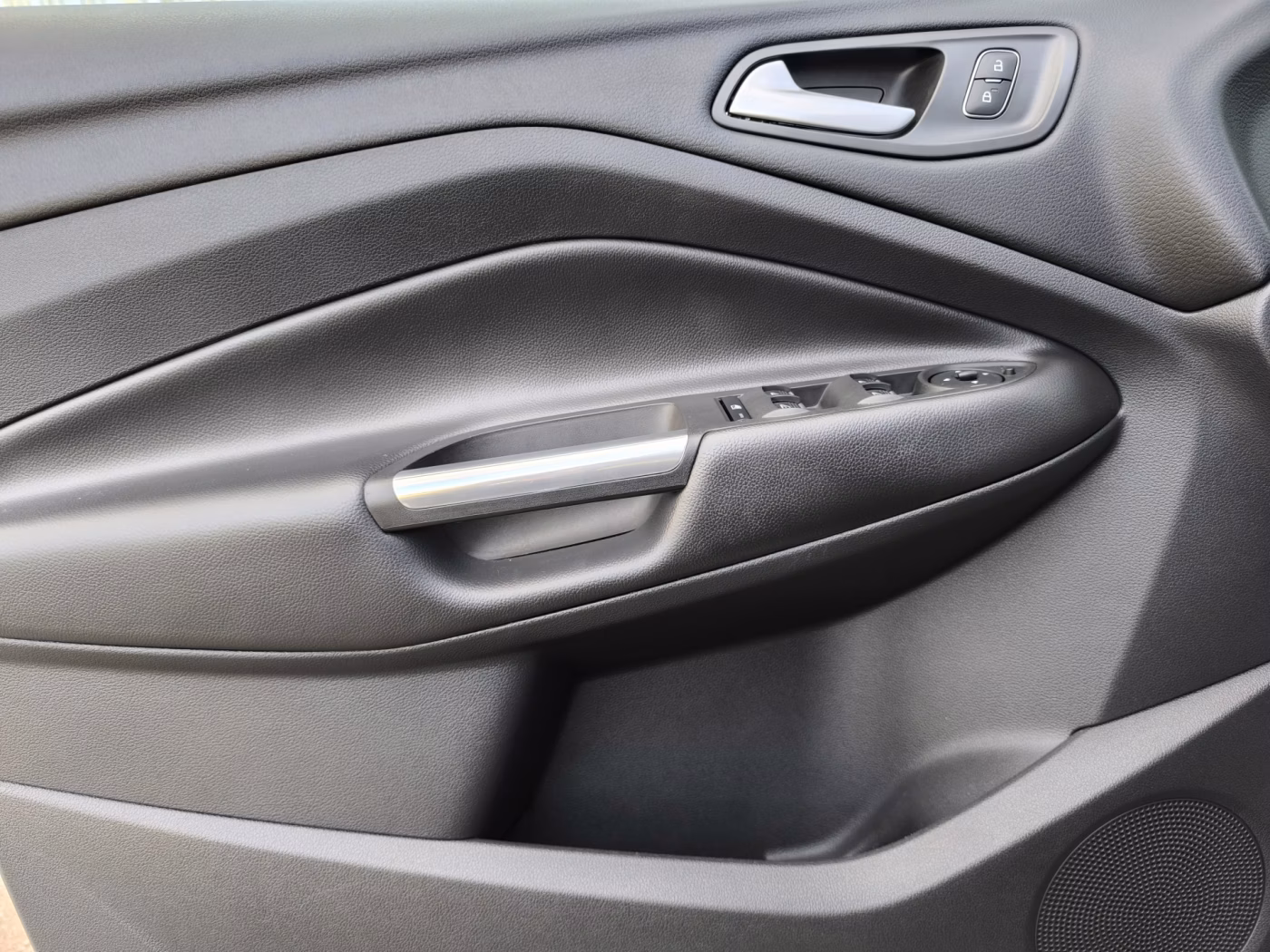 Ford Kuga фото 7