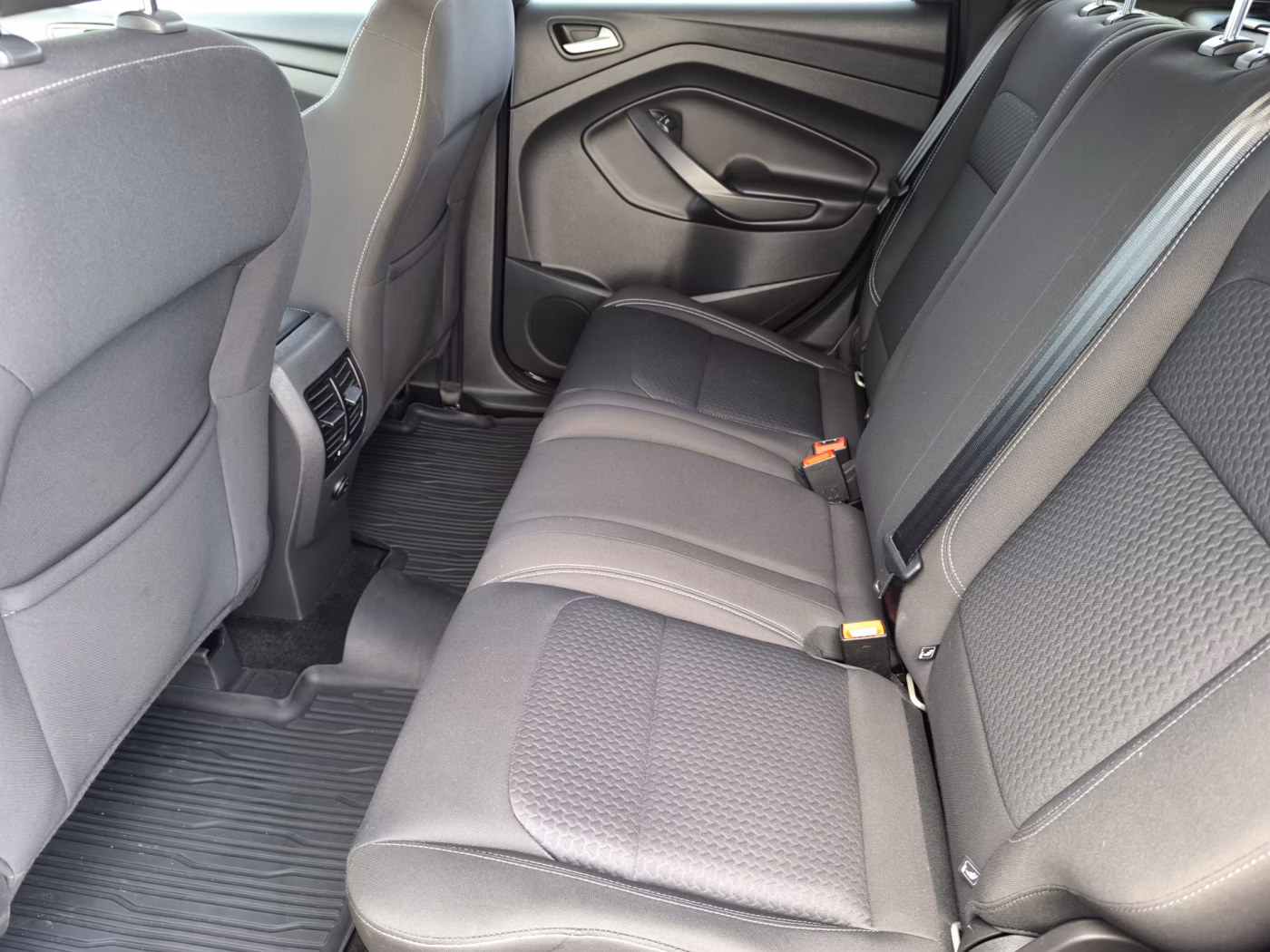 Ford Kuga фото 10