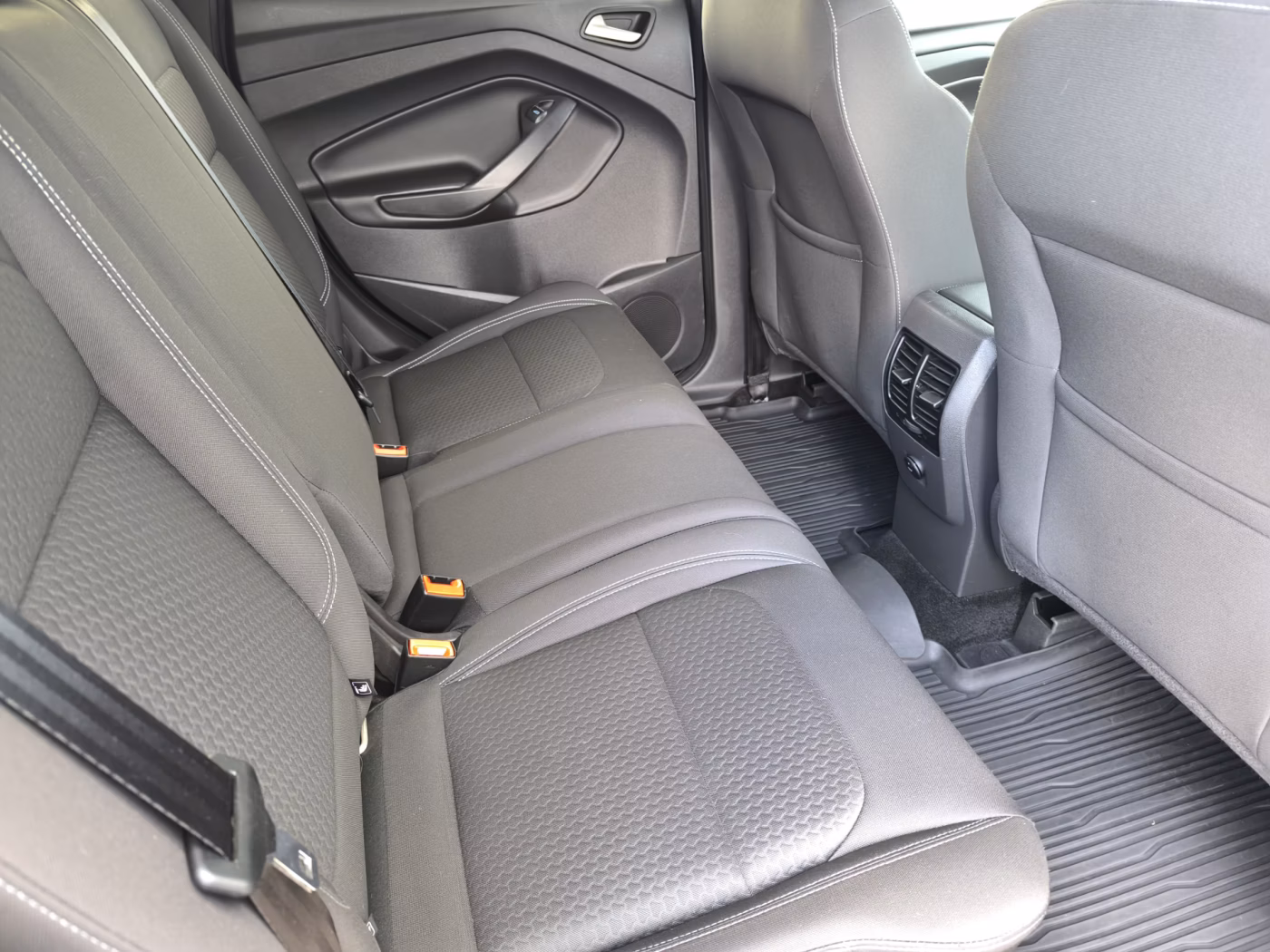 Ford Kuga фото 12
