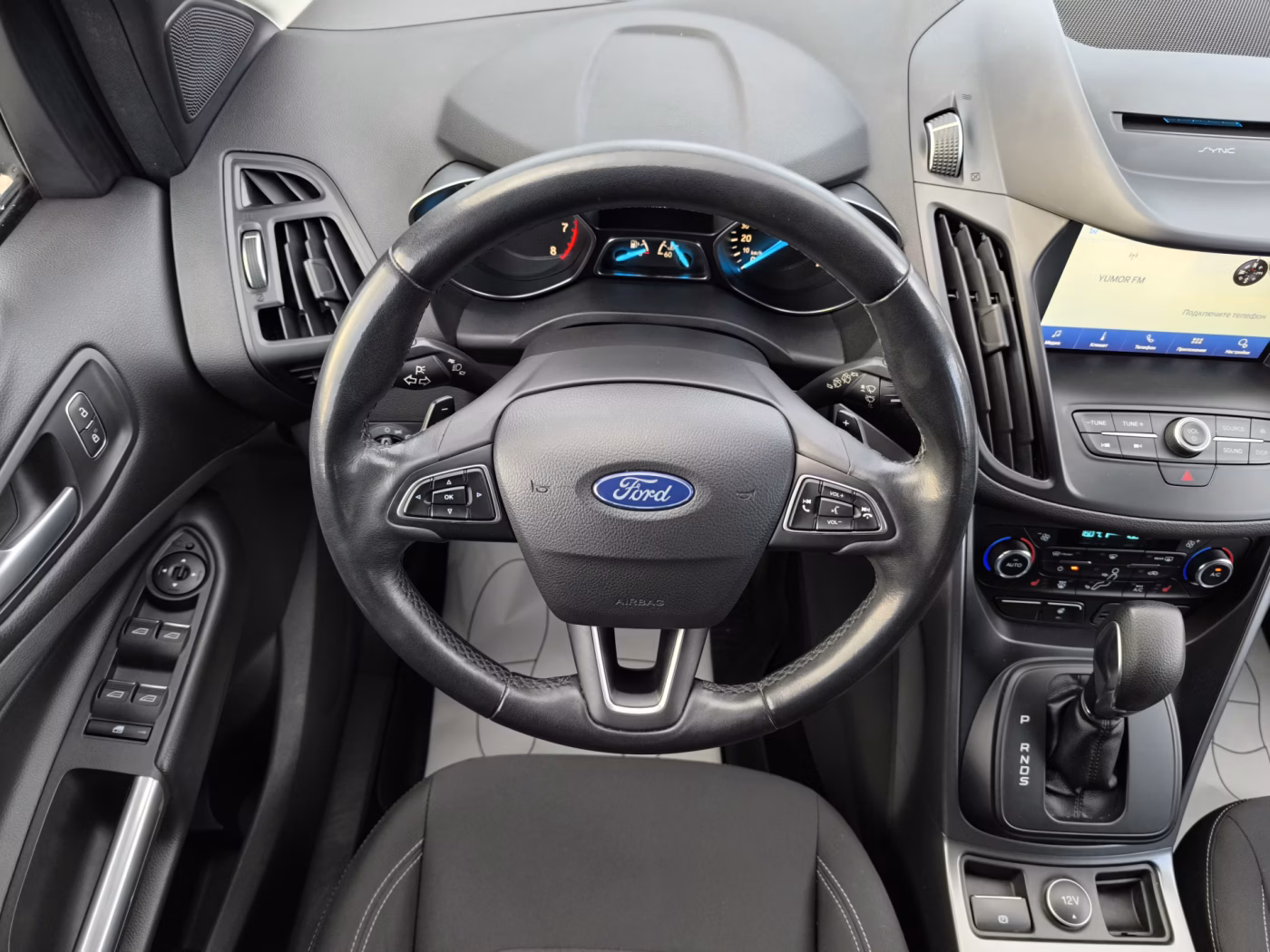 Ford Kuga фото 16