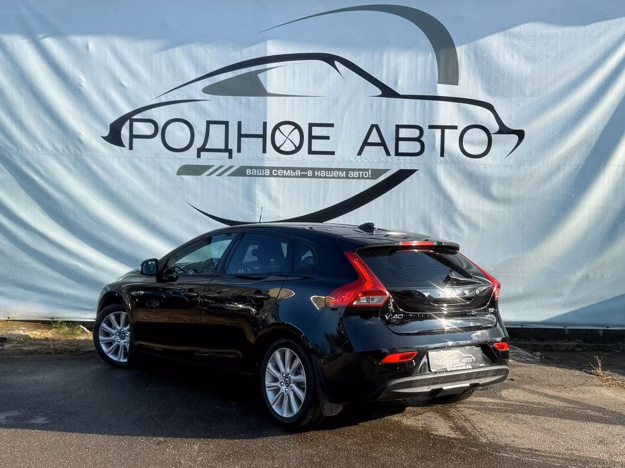 Volvo V40 фото 4