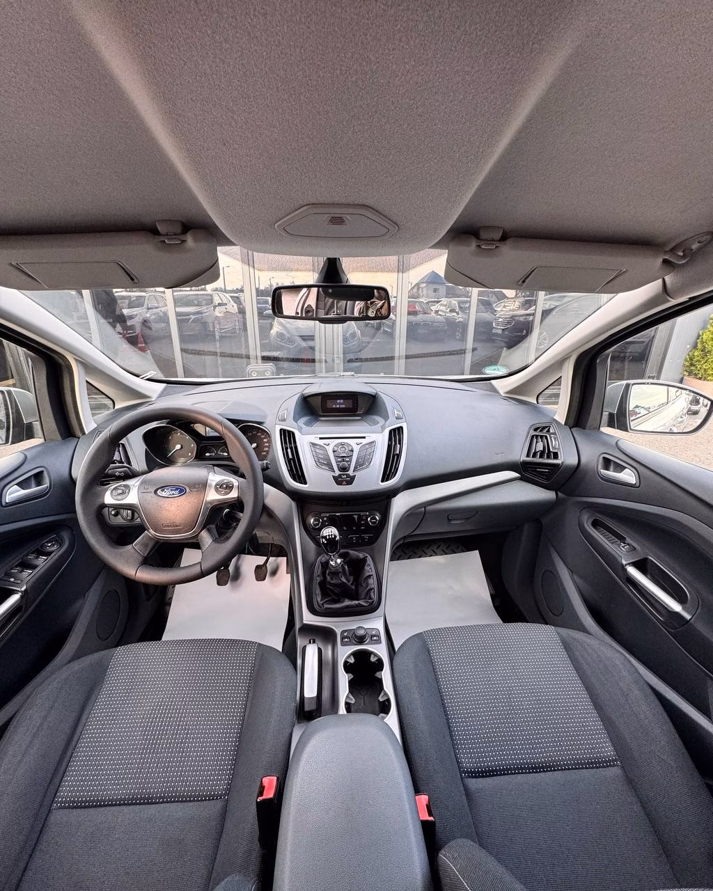Ford Grand C-Max фото 9
