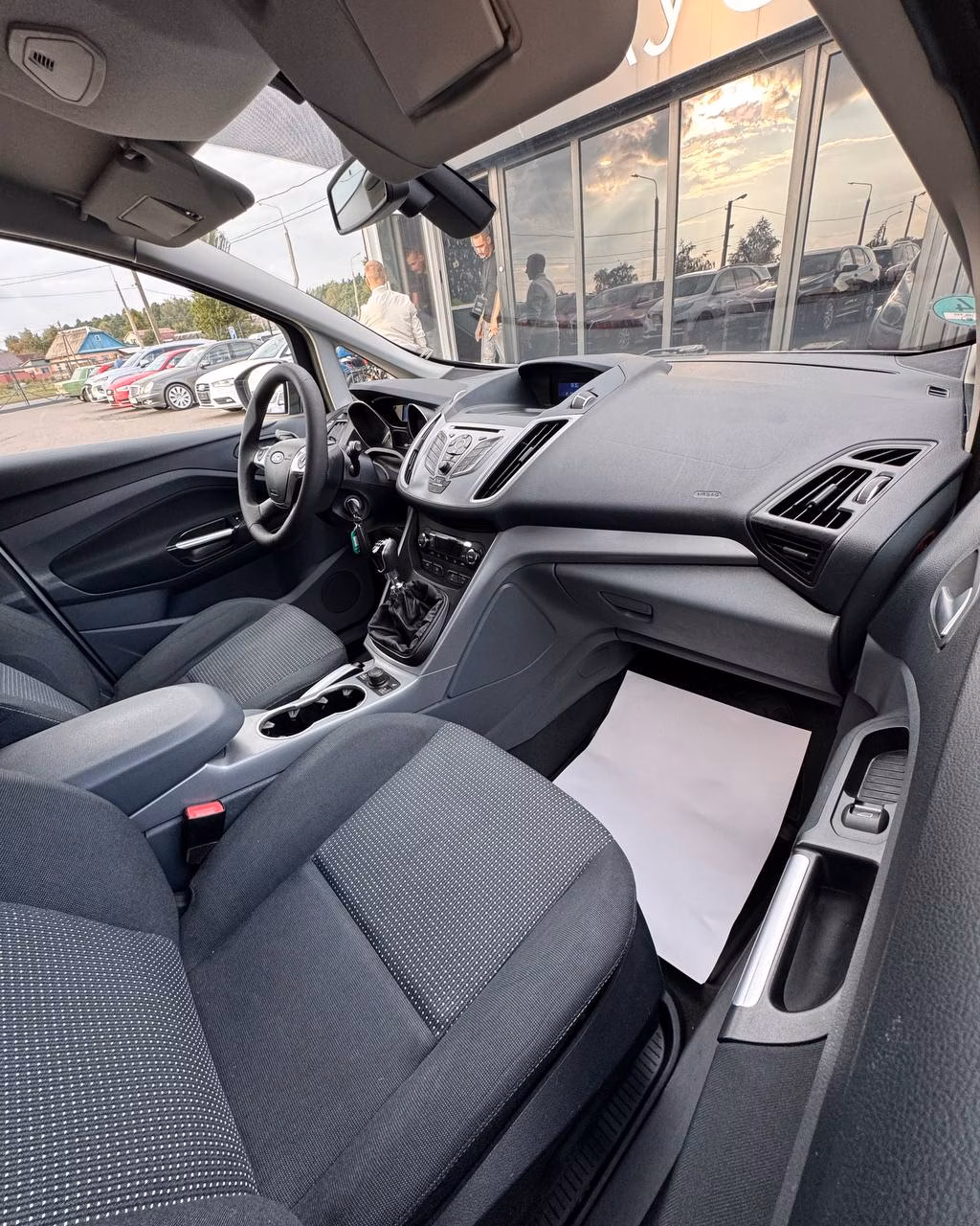 Ford Grand C-Max фото 14