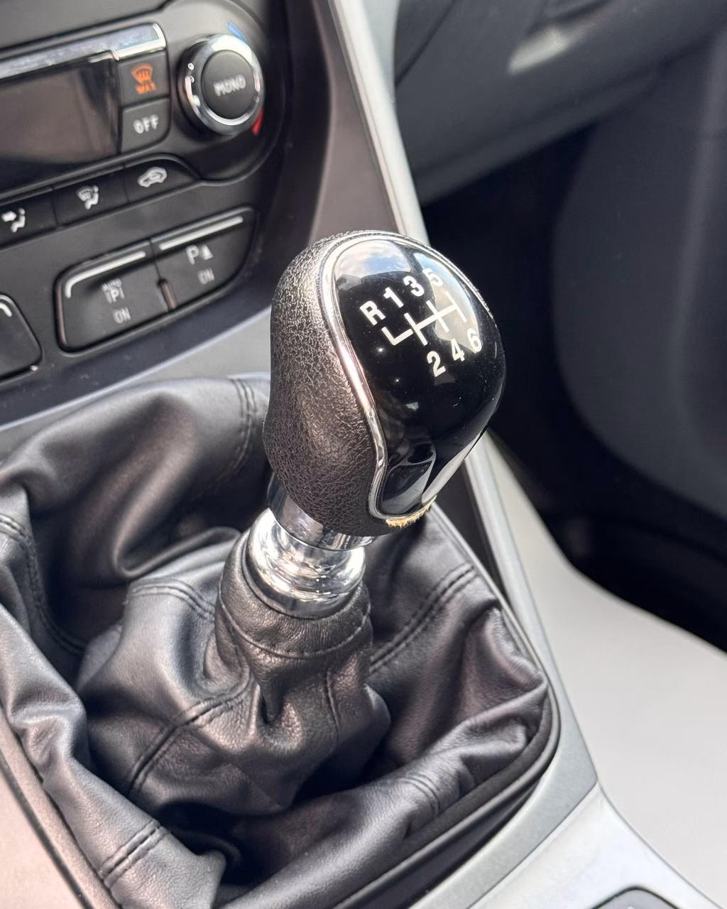 Ford Grand C-Max фото 17