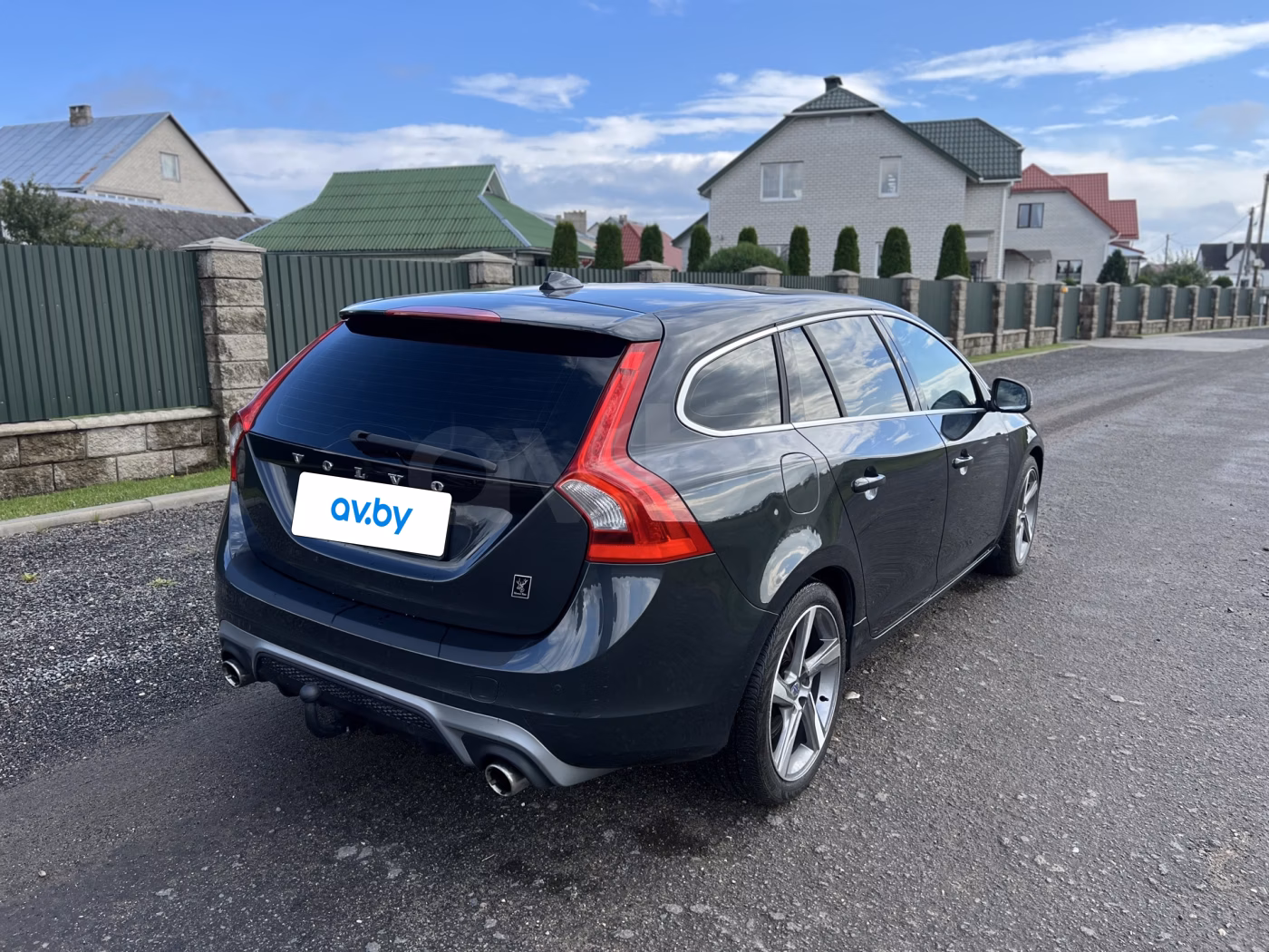 Volvo V60 фото 6
