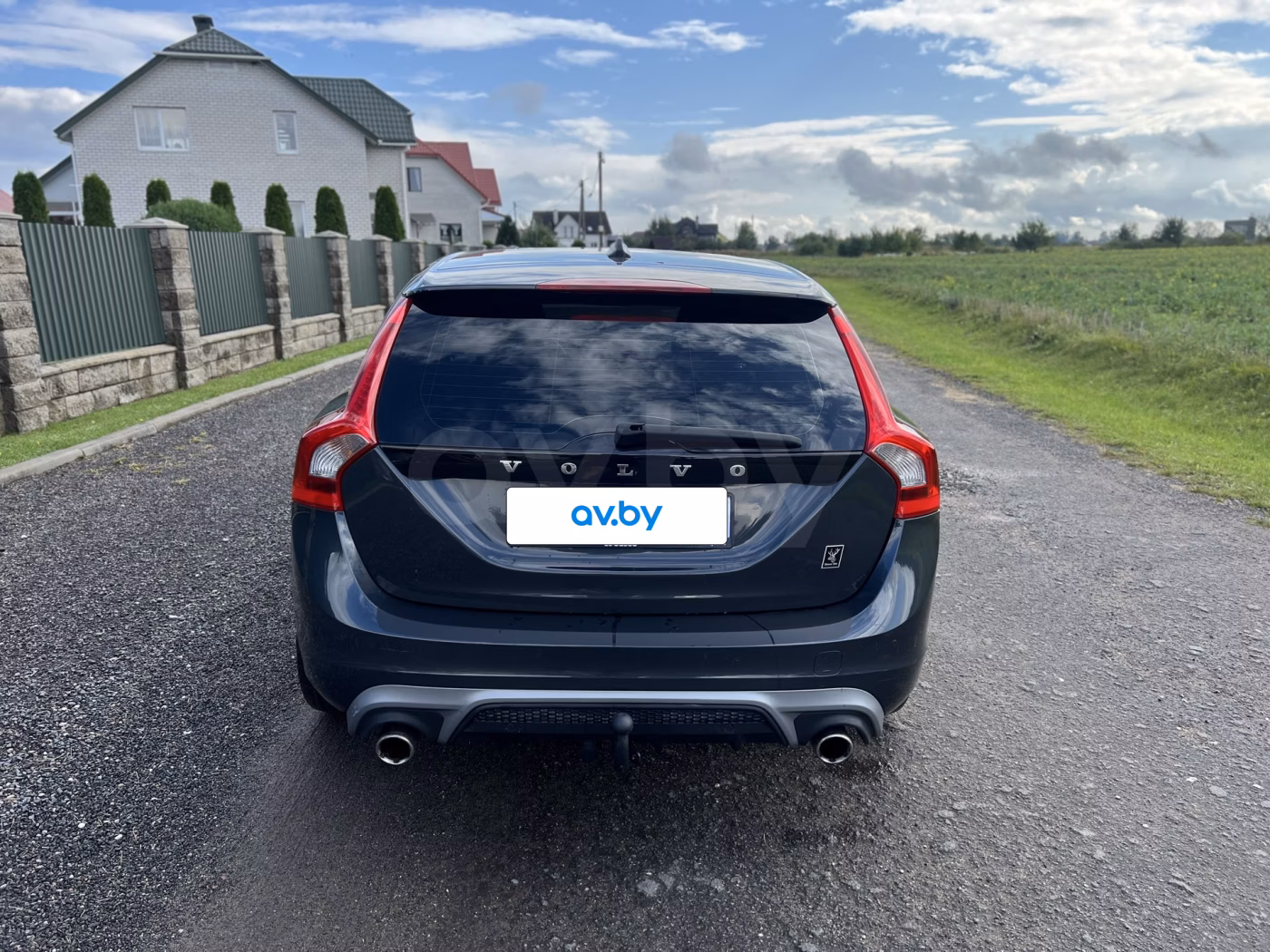 Volvo V60 фото 5